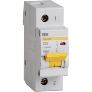 IEK Автоматический выключатель ВА47-100 1Р 32А 10кА С - MVA40-1-032-C IEK Автоматический выключатель ВА47-100 1Р 32А 10кА С - MVA40-1-032-C